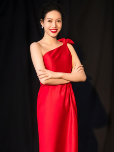 大学美女男友的兄弟